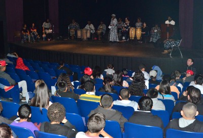 SJCC students attend a performance by Akoma Arts and Tabia in the theater on Feb. 28.