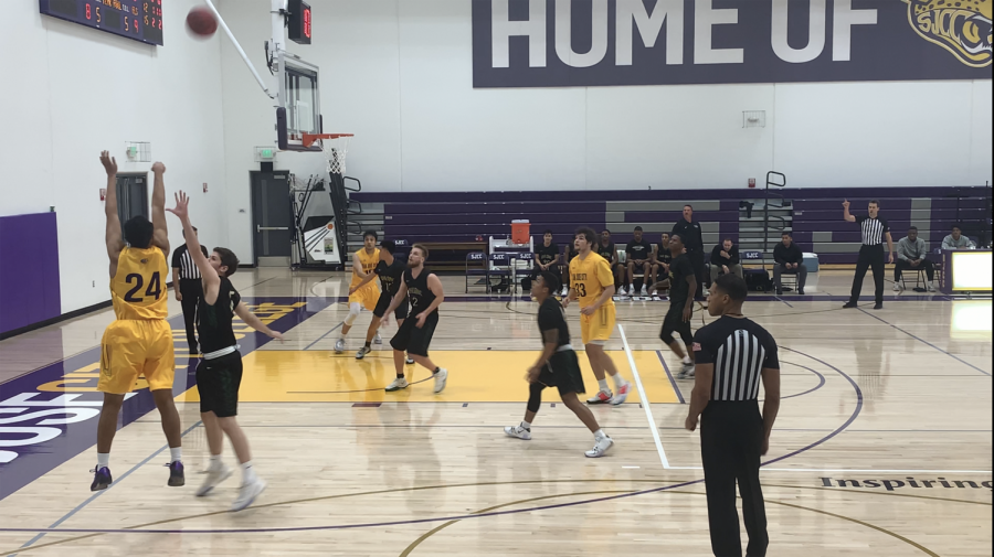 Men’s basketball team mounts a comeback win