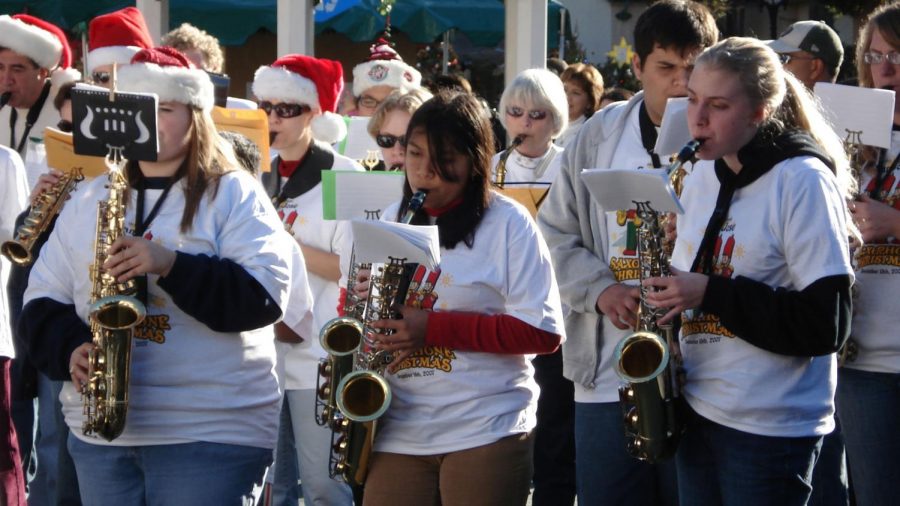 Saxophones fill air with holiday cheer