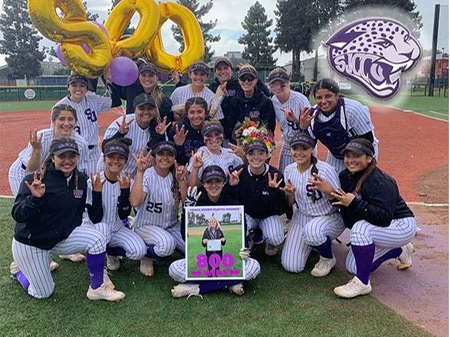 SJCC Lady Jaguars celebrate head coach Debbie Rooney's 800 career win on March 7.